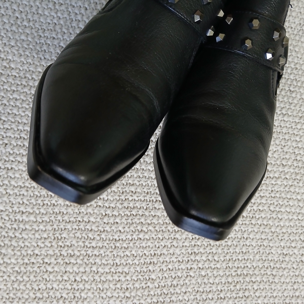 Vince Camuto Meskitte Western Bootie - Picture 8 of 16